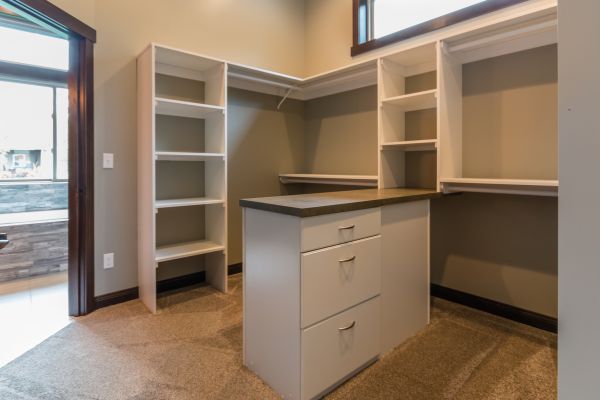 Custom Shelving Installation Service